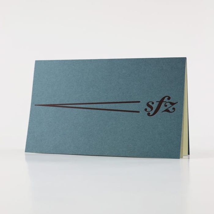 Folded card “Dynamic markings”